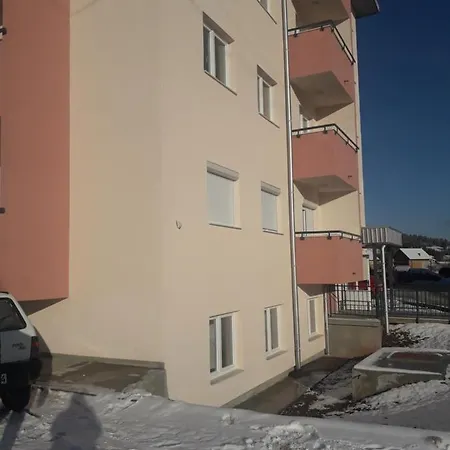 Jovana Stan Na Dan شقة *